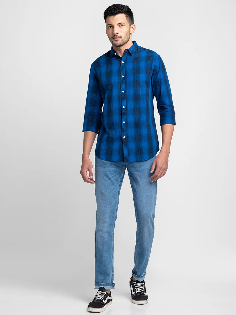 globus Globus Men Blue Checked Regular Fit Casual Shirt